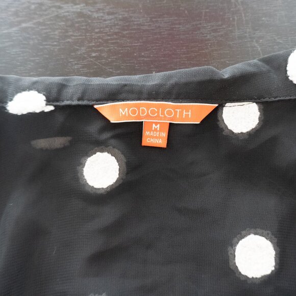 ModCloth Black Polka Dot Peter Pan Collar Sheer Short Sleeve Blouse Size M - Picture 2 of 4